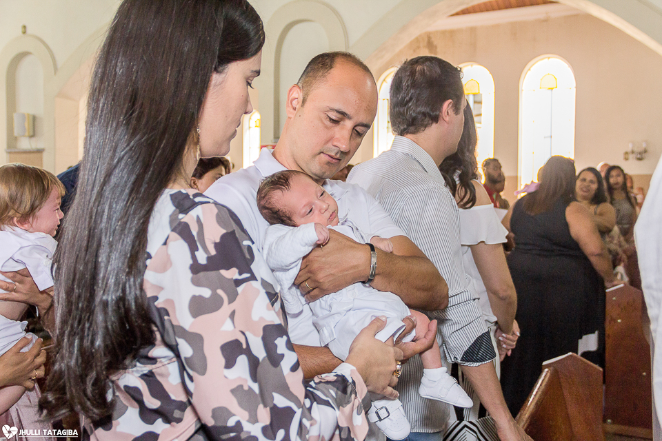 batizado-andré-igreja-catolica-ribeirao-das-neves-fotografa-infantil-belo-horizonte-jhulli-tatagiba-fotografia