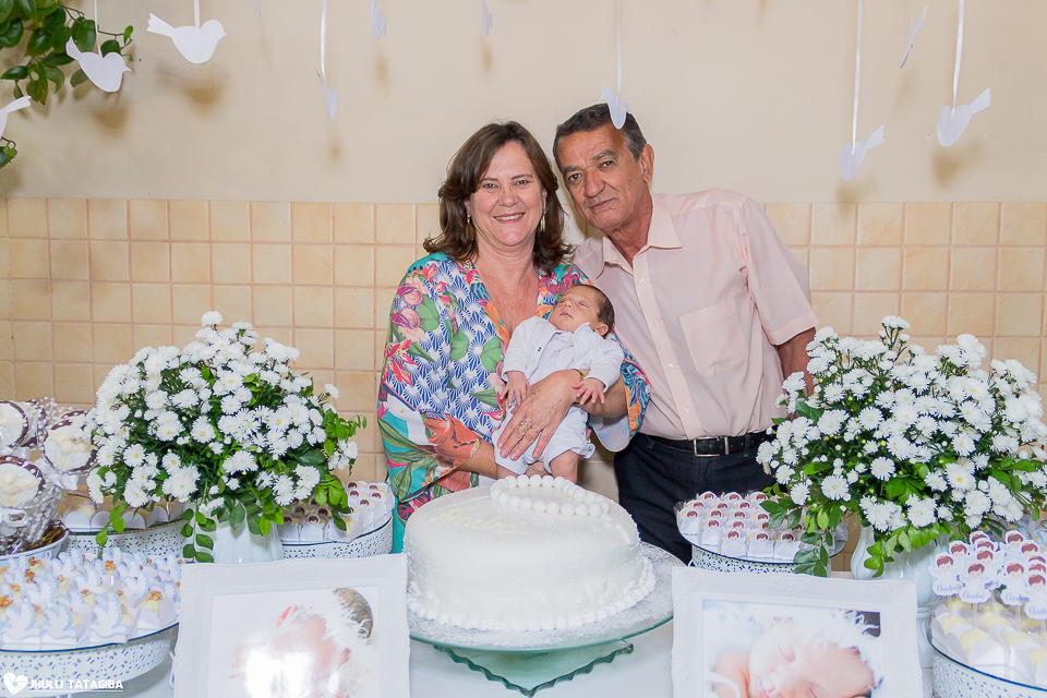 batizado-andré-igreja-catolica-ribeirao-das-neves-fotografa-infantil-belo-horizonte-jhulli-tatagiba-fotografia