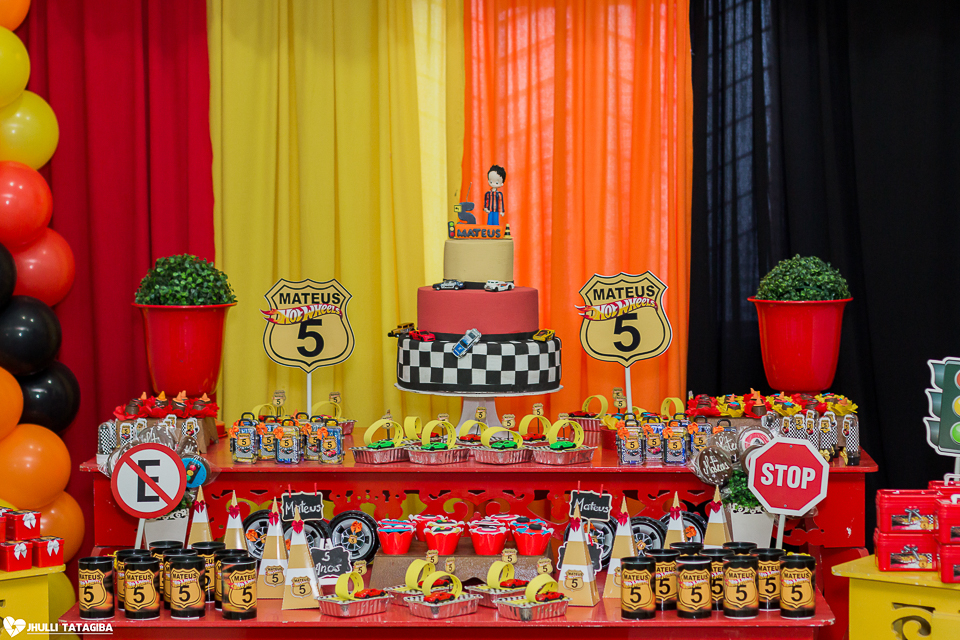 aniversario-infantil-5 anos-mateus-carros-buffet infantil-jhulli tatagiba fotografia