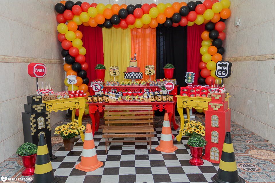 aniversario-infantil-5 anos-mateus-carros-buffet infantil-jhulli tatagiba fotografia