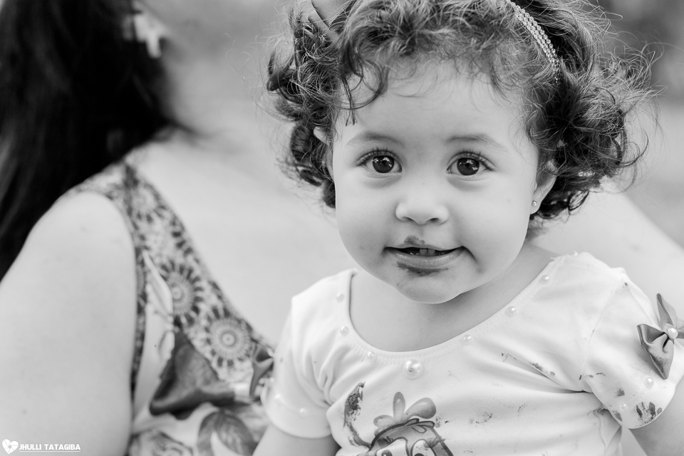 smash-the-cake-helena-galinha-pintadinha-fotografa-infantil-bh-ribeirão-das-neves-jhulli-tatagiba-fotografia