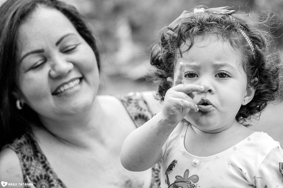 smash-the-cake-helena-galinha-pintadinha-fotografa-infantil-bh-ribeirão-das-neves-jhulli-tatagiba-fotografia
