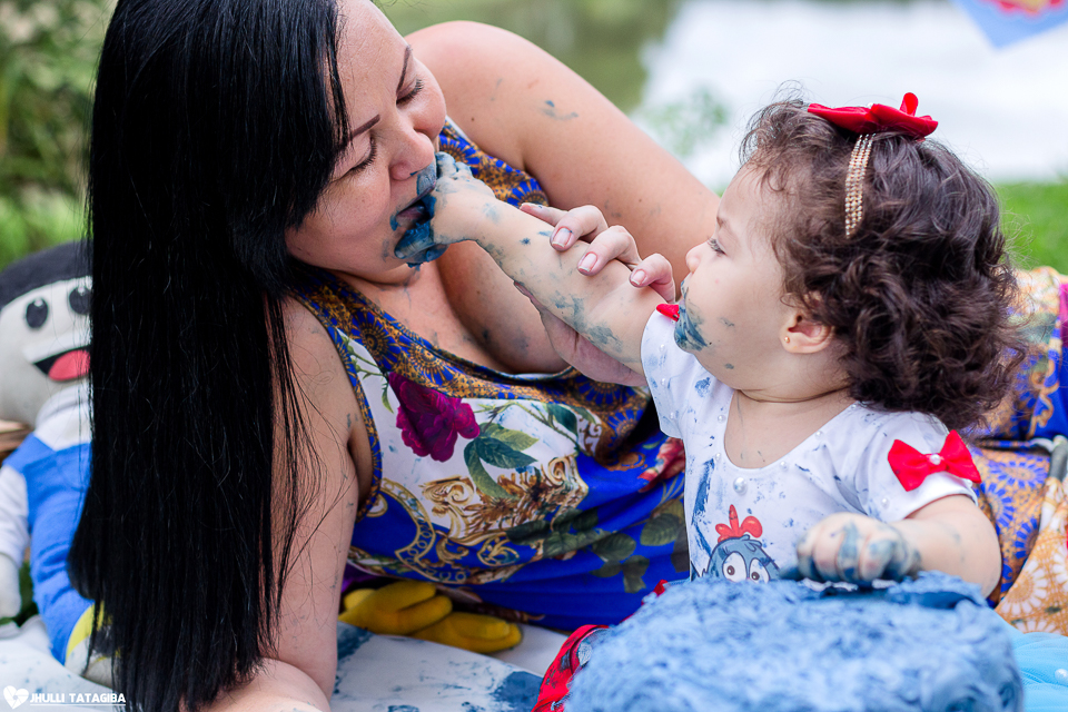 smash-the-cake-helena-galinha-pintadinha-fotografa-infantil-bh-ribeirão-das-neves-jhulli-tatagiba-fotografia