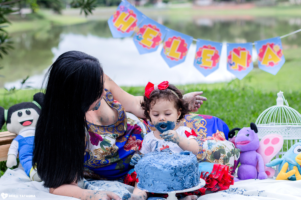 smash-the-cake-helena-galinha-pintadinha-fotografa-infantil-bh-ribeirão-das-neves-jhulli-tatagiba-fotografia