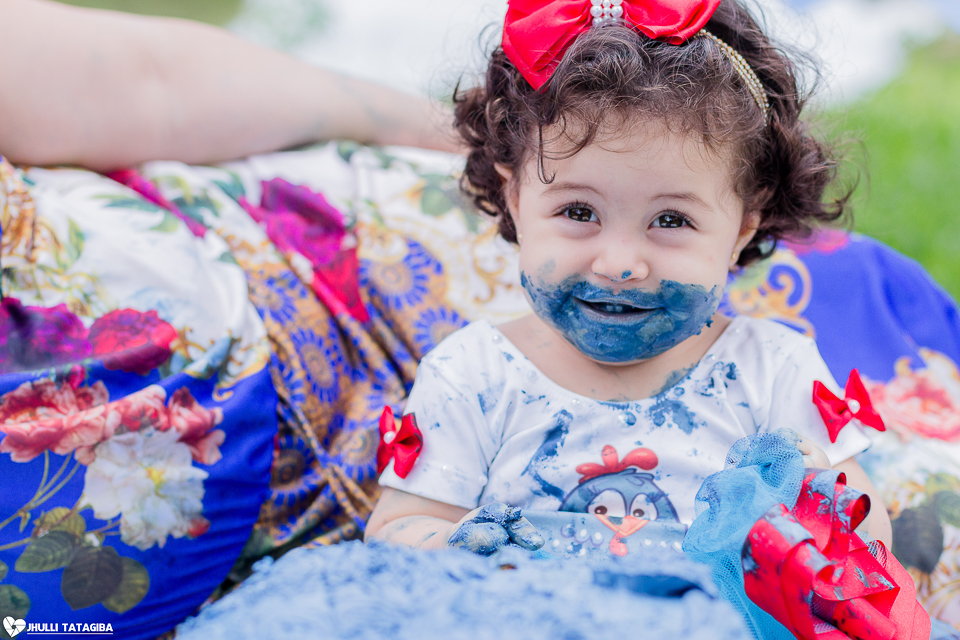 smash-the-cake-helena-galinha-pintadinha-fotografa-infantil-bh-ribeirão-das-neves-jhulli-tatagiba-fotografia