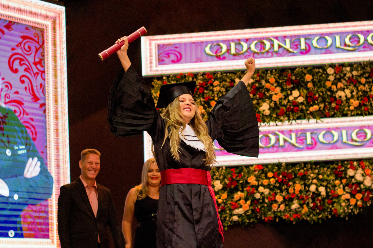 Colação de grau • Fabianne • Odontologia SOBERANA - 2022 