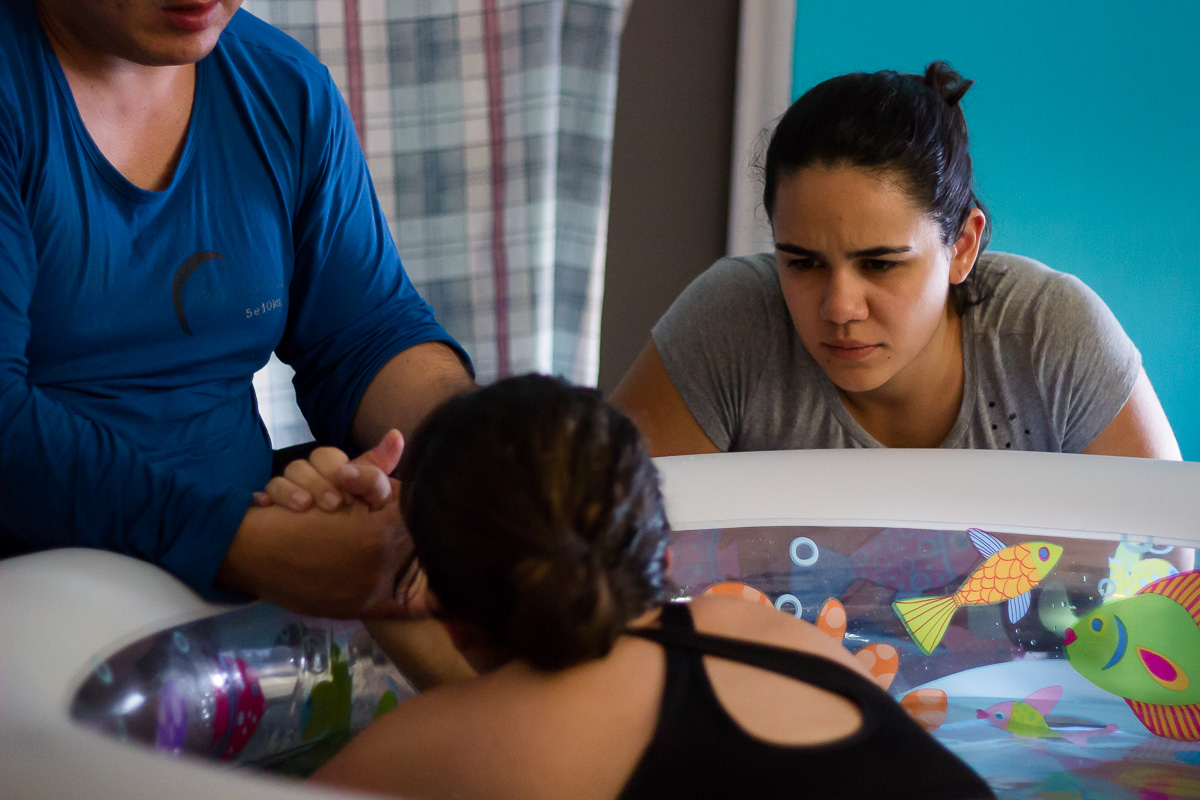 irmã junto parto domiciliar