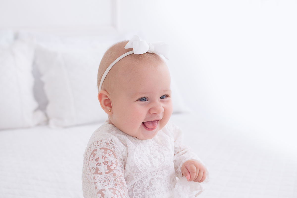 Acompanhamento do bebê em estúdio Limeira SP clean Photoboutique Histórias e Memórias