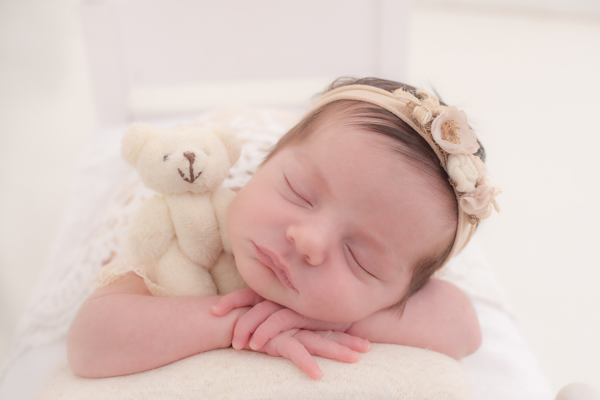 Ensaio newborn Limeira SP Estúdio Photoboutique Histórias e memórias Fotógrafa Dammarys DIAS