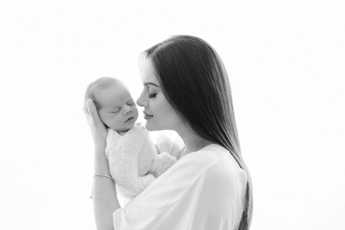 Ensaio newborn clean família limeira sp Estúdio fotográfico Photoboutique Histórias e Memórias foto recém nascido