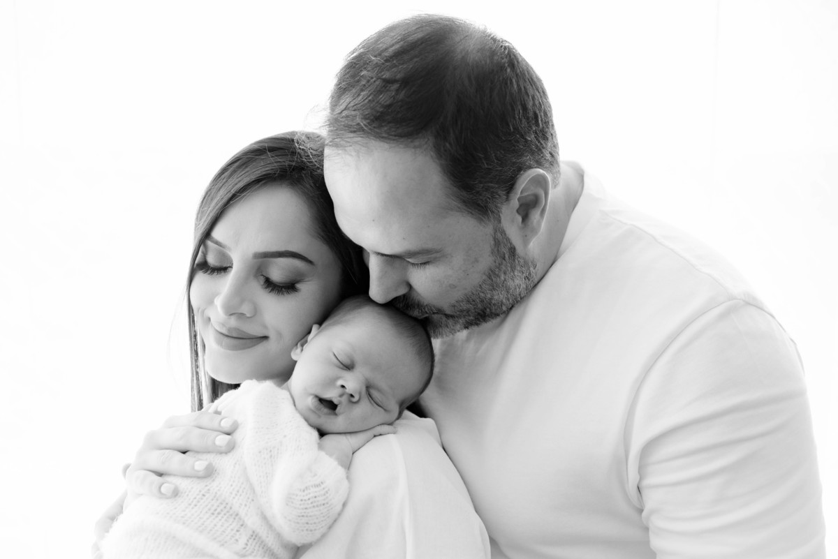 Ensaio newborn clean família limeira sp Estúdio fotográfico Photoboutique Histórias e Memórias foto recém nascido