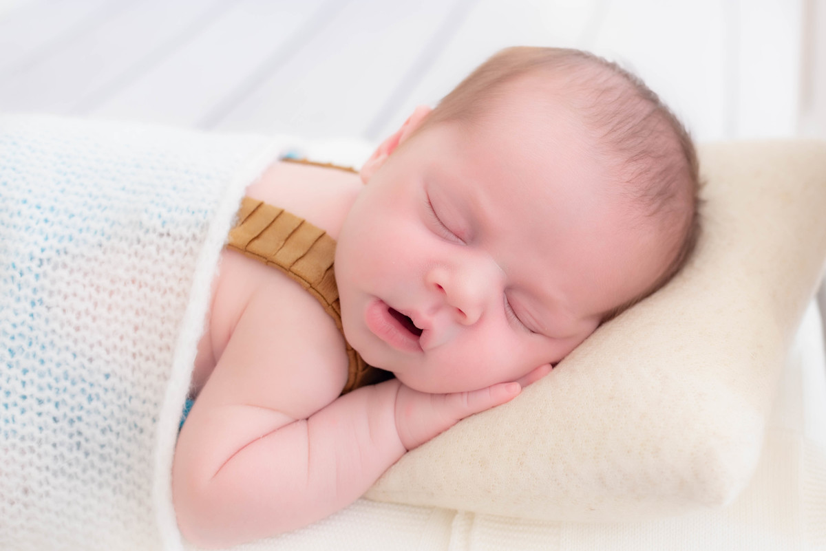 Ensaio newborn clean limeira sp Estúdio fotográfico Photoboutique Histórias e Memórias foto recém nascido