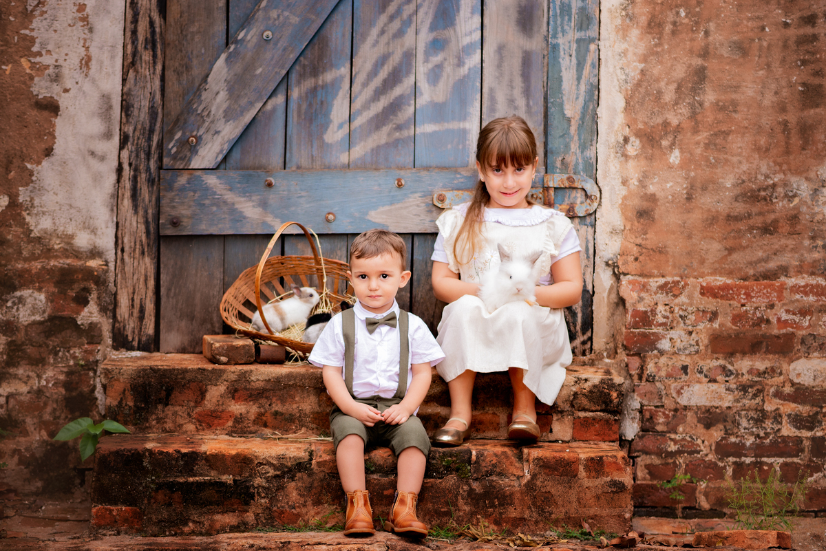 Ensaio Fineart fotos crianças na natureza fotografia artística foto na fazendinha Limeira Araras 
