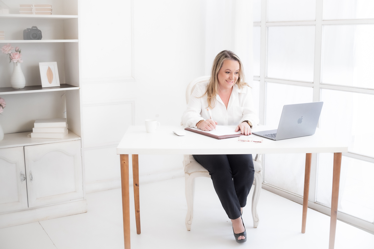 Ensaio de marca pessoal
Foto corporativa
Advogada
Fotografa Limeira