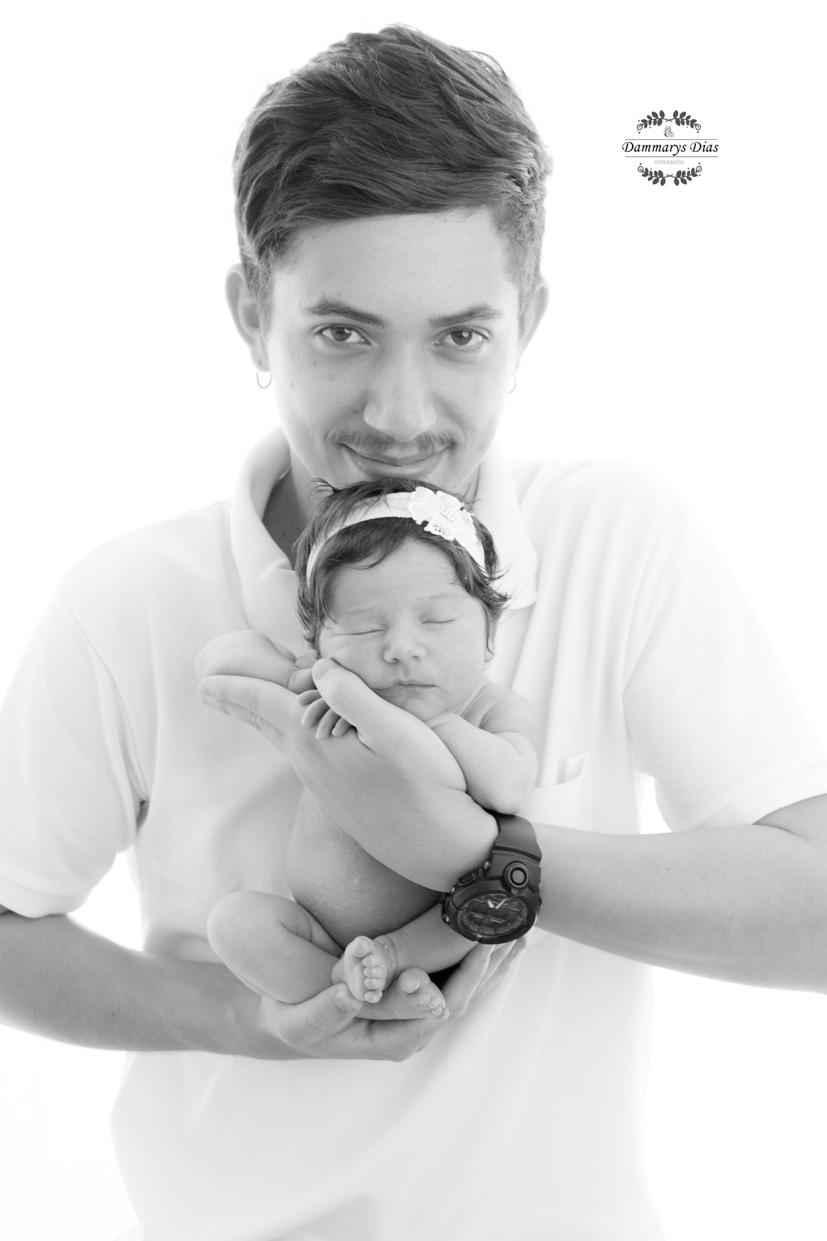 ensaio newborn com papai limeira sp estudio Dammarys Dias fotografias