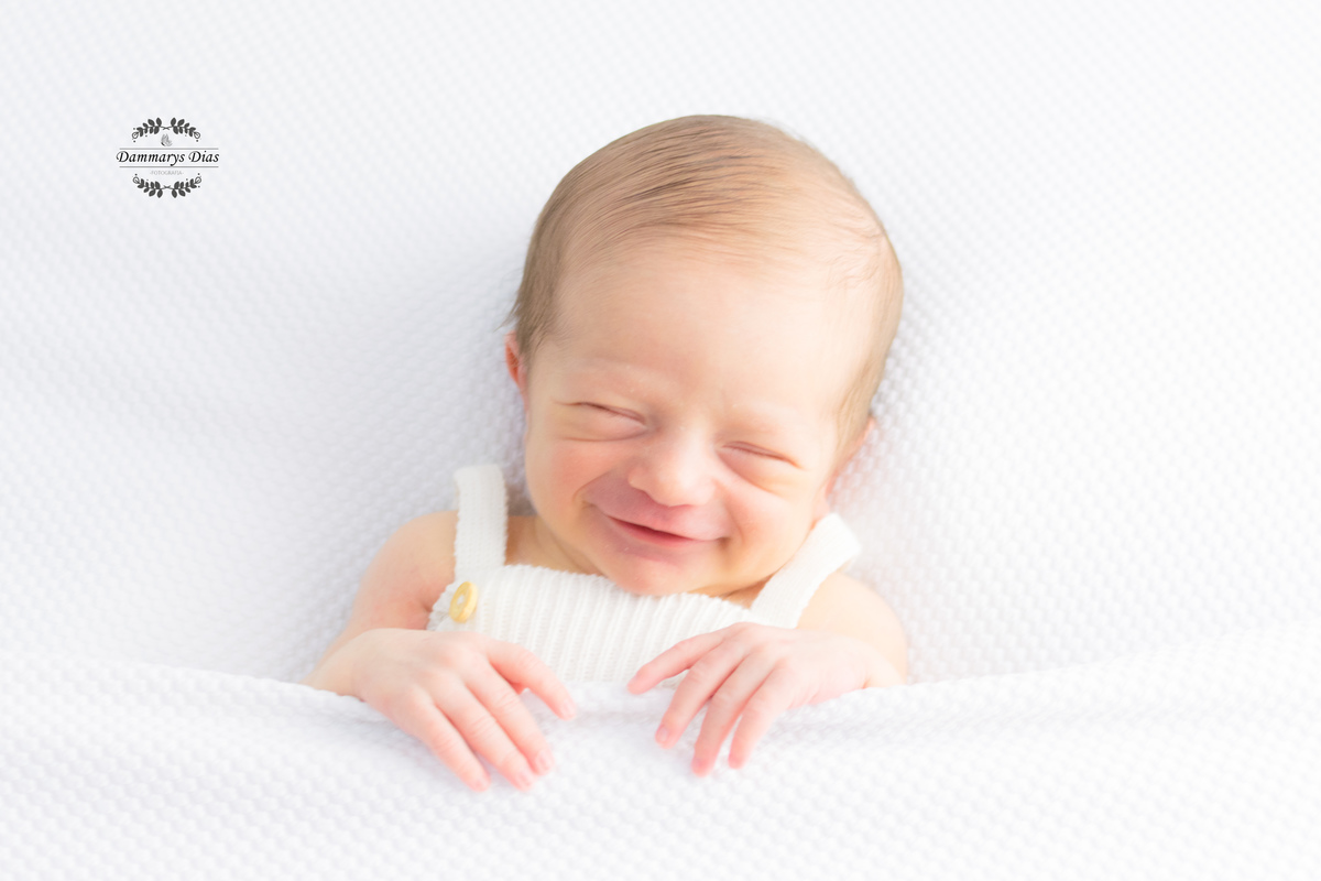 ensaio newborn estúdio Dammarys Dias Fotografias Limeira SP