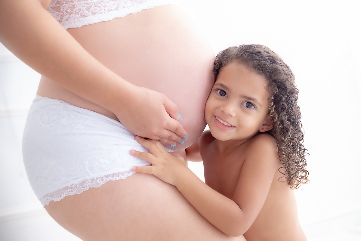 Ensaio gestante com irmãzinha  estúdio Histórias e Memórias Limeira SP