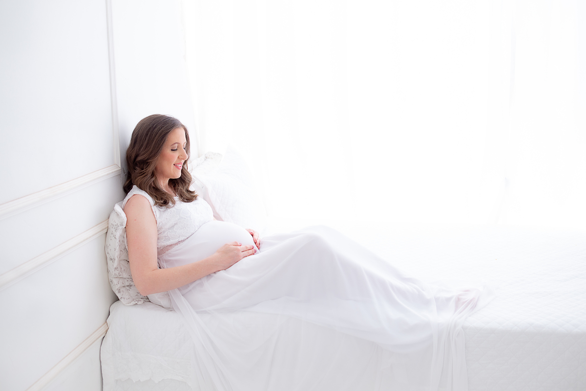 Ensaio Gestante clean minimalista estúdio Histórias e Memórias Limeira SP 