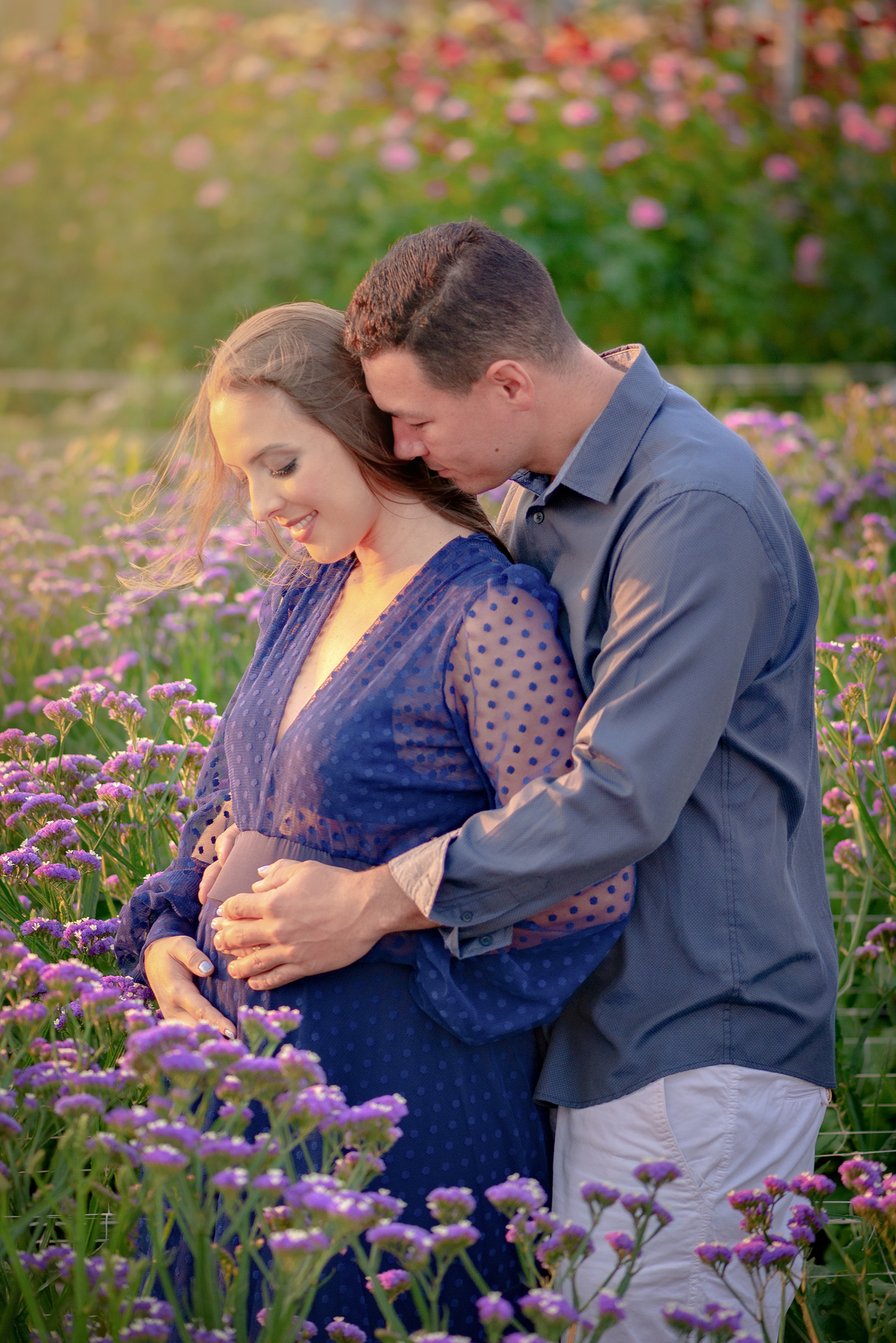 Ensaio gestante campos de flores Holambra Dammarys Dias Fotografias Limeira SP Estudio Histórias e Memórias