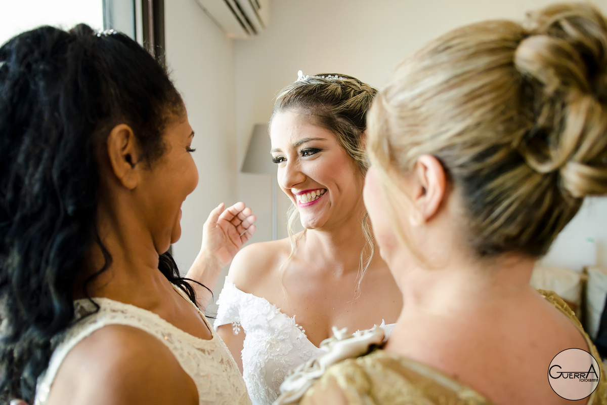 Making off, noiva, sorriso, praia, rio de janeiro, Vestido De Noiva, Oração