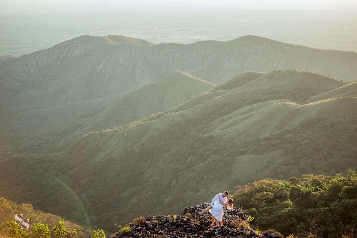 fotografia_de_casamento_de_gabi_e_victor_ensaio_fotografico_na_chapada_dos_guimares_-mt_fotografo_de_rondonopolis_sergio_simoes