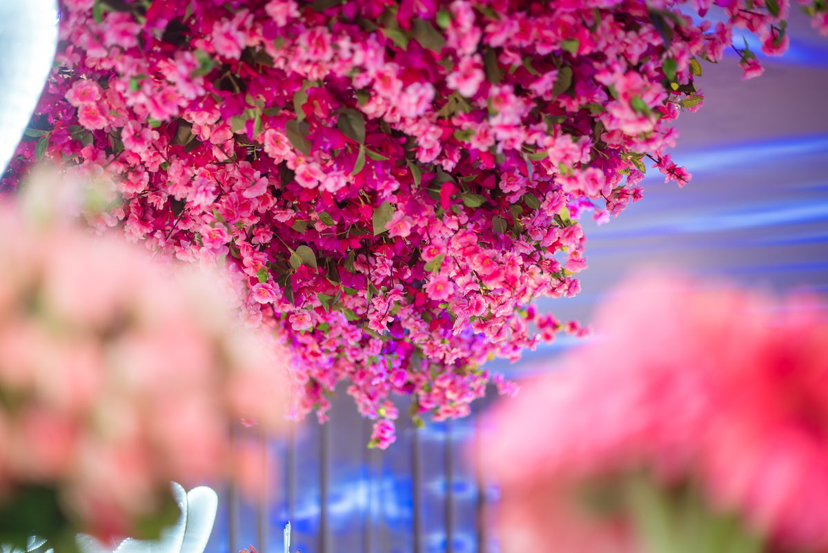 Arranjos florais da decoração da festa de 15 anos realizada em Rondonópolis – MT.
