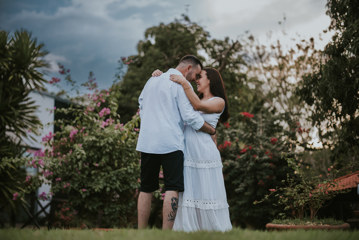 Fotografia pré wedding em Rondonópolis para casais que desejam registros autênticos, emocionantes e cheios de significado.