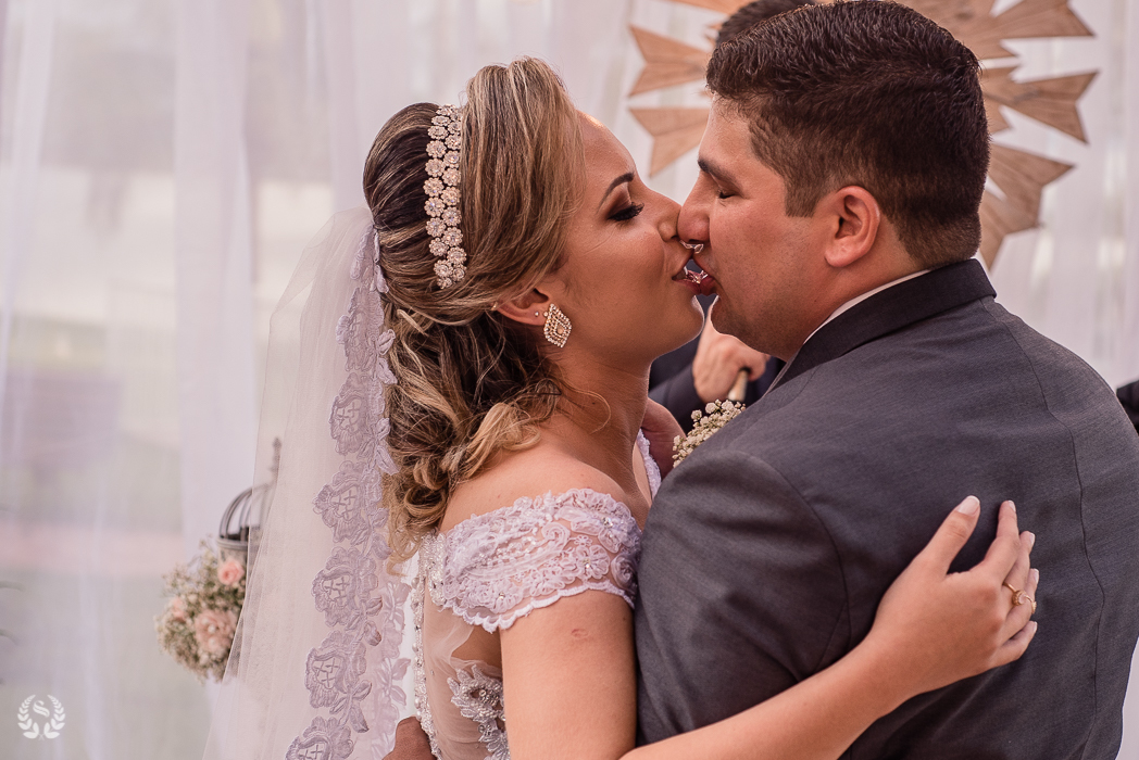 A vida é minha. Mas o coração, é seu. O sorriso é meu. Mas o motivo, é você.