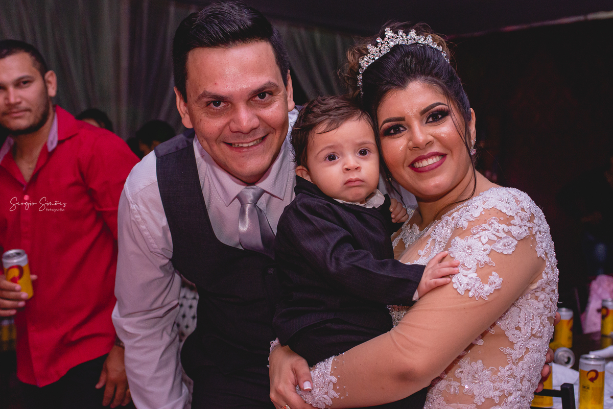Casamento de Claudia e Luiz no Espaço Refúgio em Rondonópolis, pelo fotografo Sergio Simões 