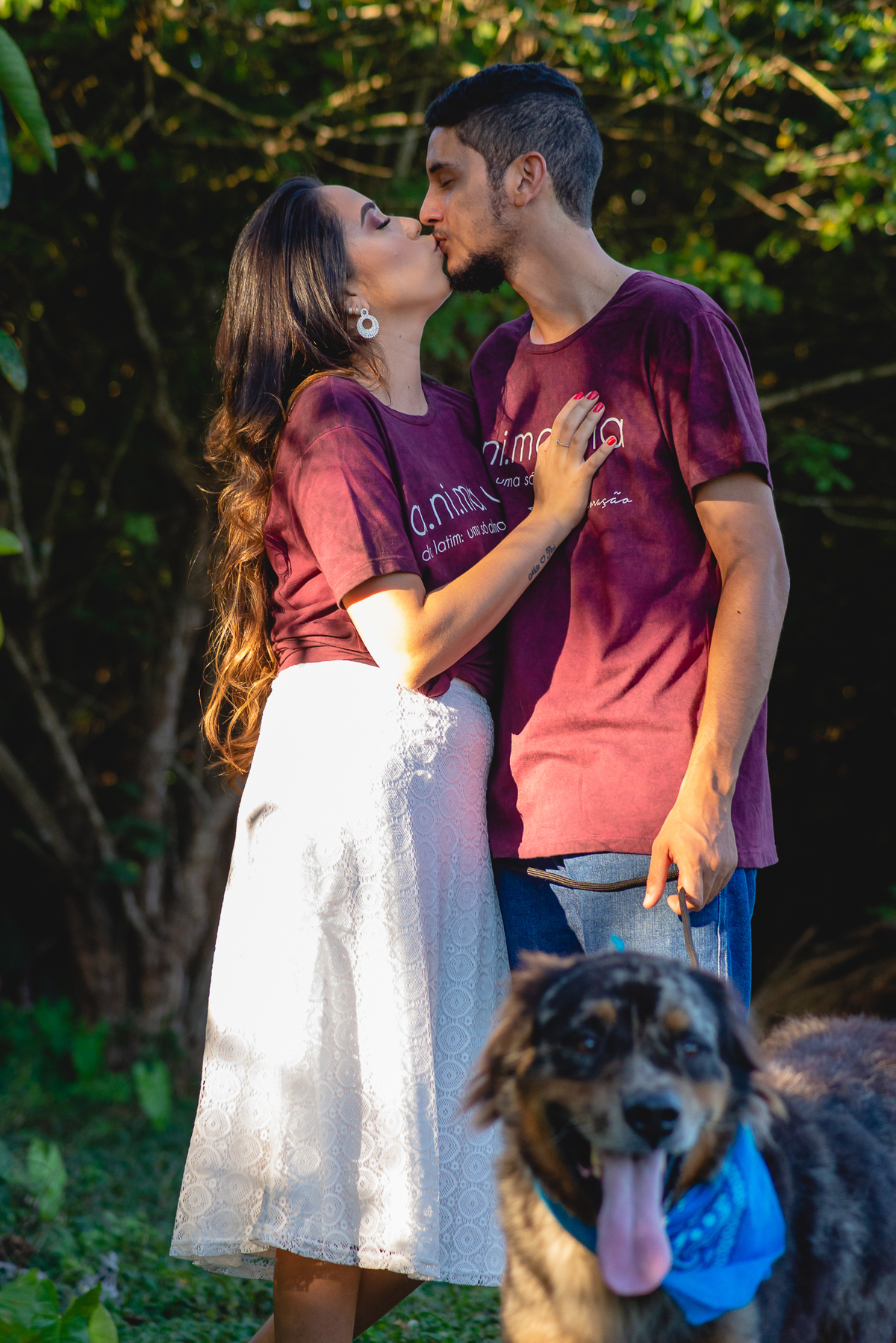 Ensaio de casal pré-wedding de Stefani e Eliezer no Espaço Bem Viver em Rondonópolis, pelo fotografo Sergio Simões
