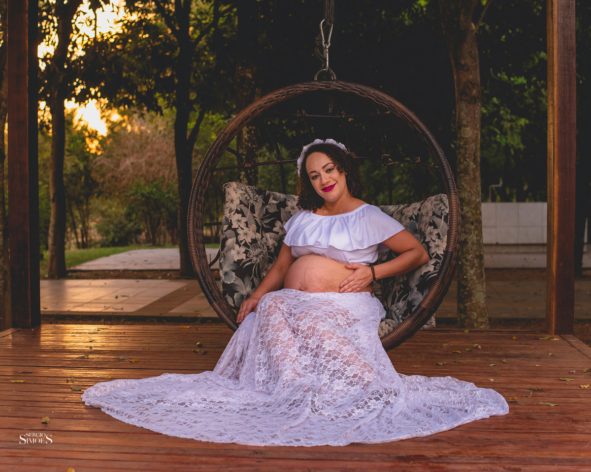 Ensaio de gestante da Carol no Espaço Bem Viver em Rondonópolis, pelo fotografo Sergio Simões