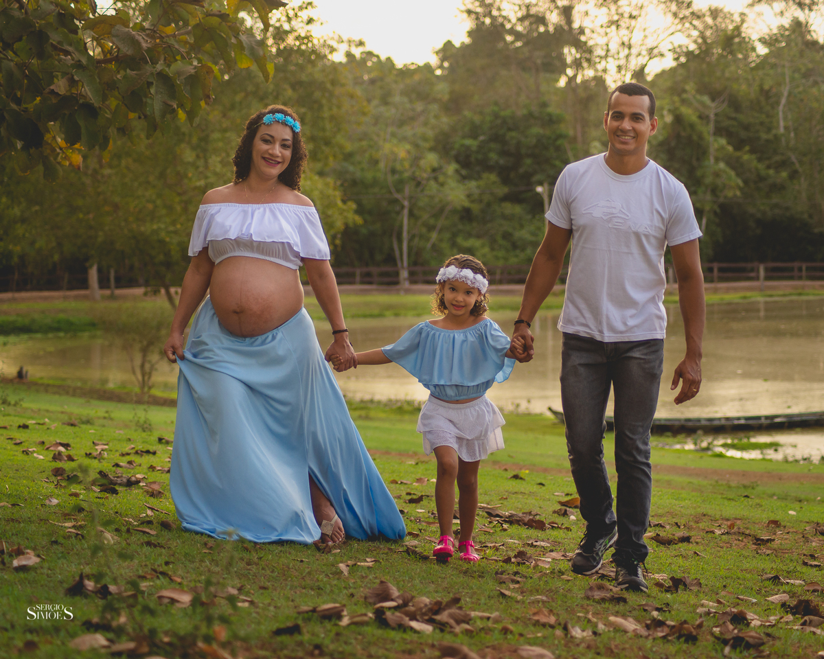 Ensaio de gestante da Carol no Espaço Bem Viver em Rondonópolis, pelo fotografo Sergio Simões
