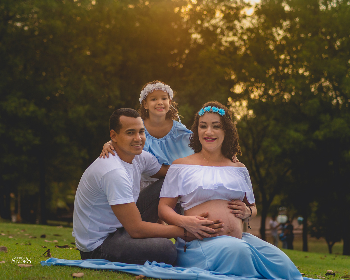 Ensaio de gestante da Carol no Espaço Bem Viver em Rondonópolis, pelo fotografo Sergio Simões