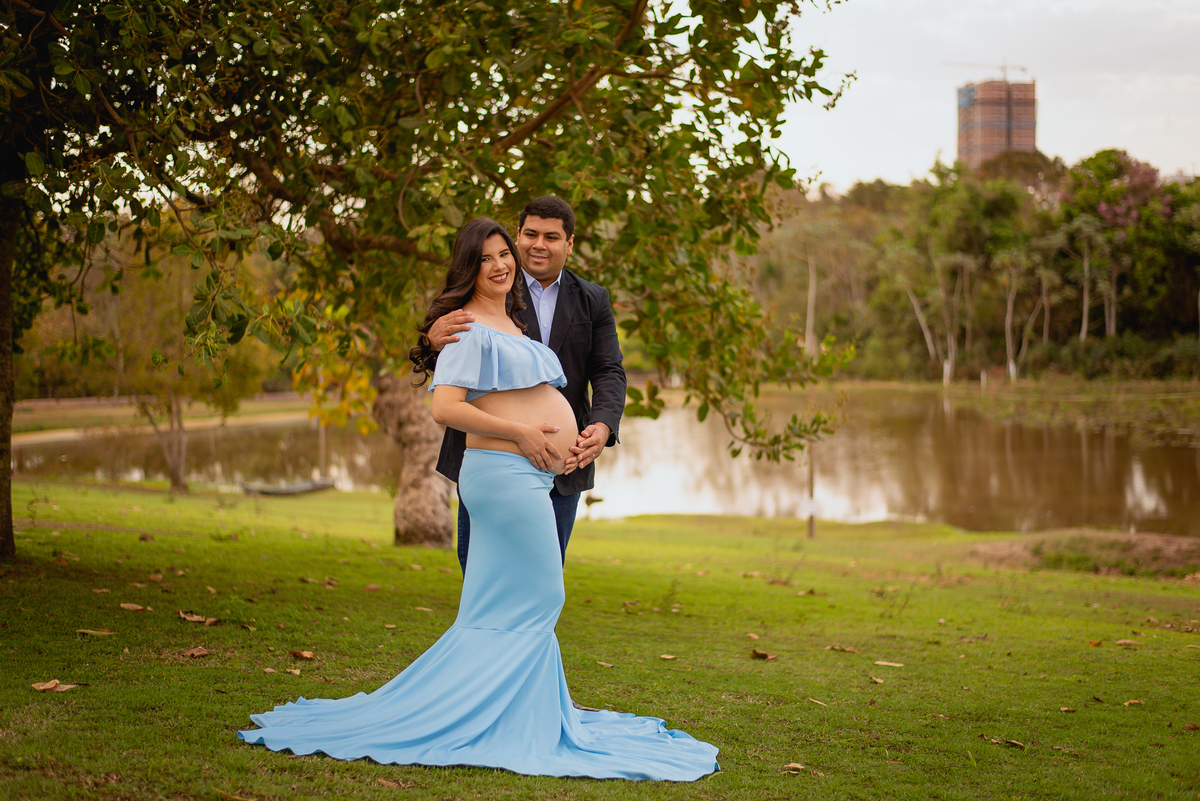 Ensaio de gestante, da Alessandra Lins, esposa do psicologo Alisson Lins, trabalho de fotografia realizado no Espaço Bem Viver na cidade de Rondonopoilis, Mato Grosso, pelo fotografo Sergio Simões Fotografia.