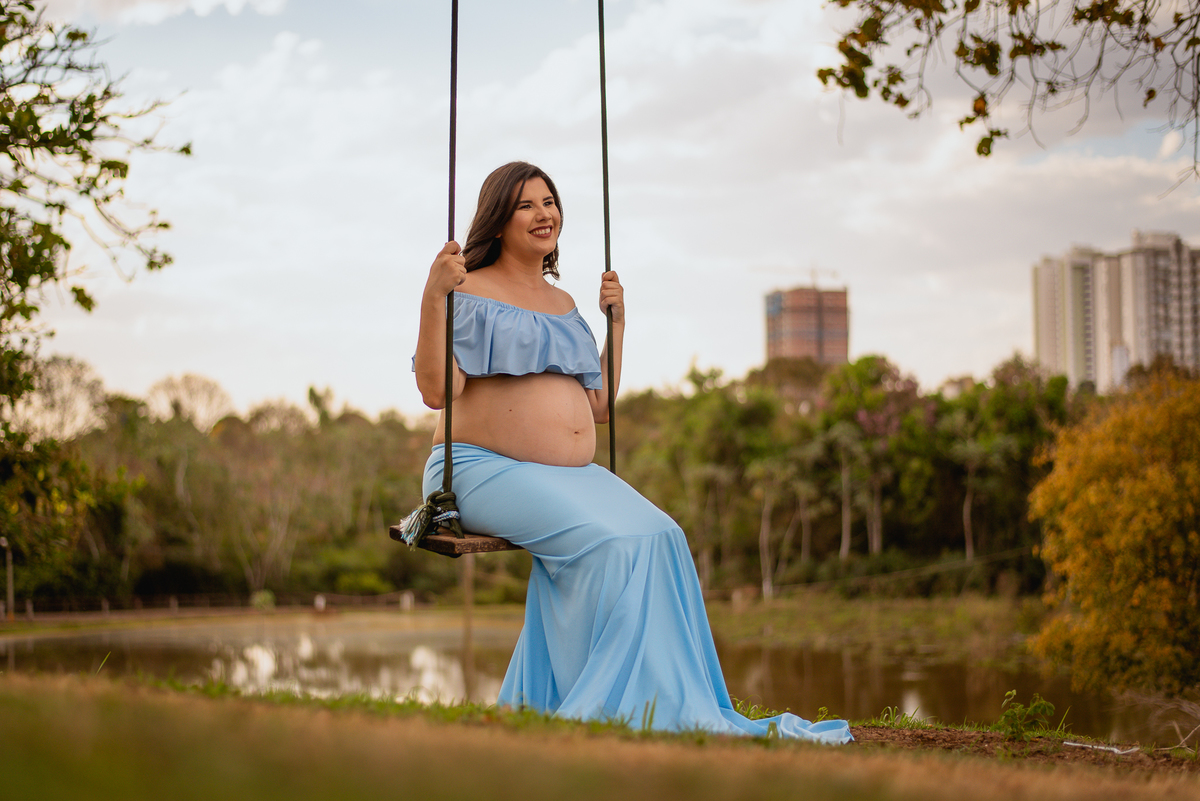 Ensaio de gestante, da Alessandra Lins, esposa do psicologo Alisson Lins, trabalho de fotografia realizado no Espaço Bem Viver na cidade de Rondonopoilis, Mato Grosso, pelo fotografo Sergio Simões Fotografia.