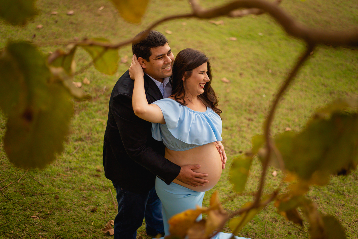 Ensaio de gestante, da Alessandra Lins, esposa do psicologo Alisson Lins, trabalho de fotografia realizado no Espaço Bem Viver na cidade de Rondonopoilis, Mato Grosso, pelo fotografo Sergio Simões Fotografia.