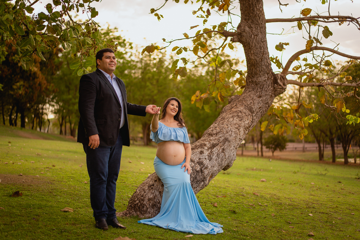 Ensaio de gestante, da Alessandra Lins, esposa do psicologo Alisson Lins, trabalho de fotografia realizado no Espaço Bem Viver na cidade de Rondonopoilis, Mato Grosso, pelo fotografo Sergio Simões Fotografia.Sergio Simões