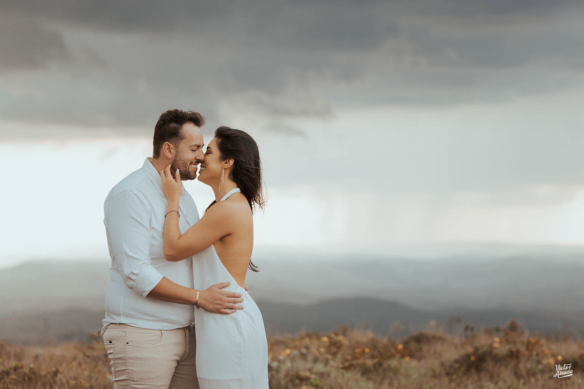 belo horizonte, ensaio de casal, ensaio no topo do mundo, ensaio pré-casamento, fotógrafo de casamento, pedro leopoldo, topo do mundo, victor ataide