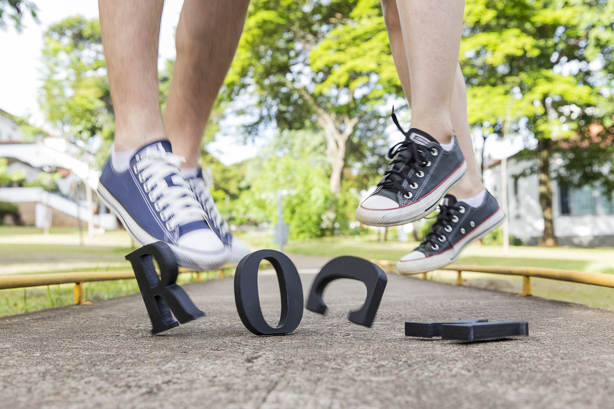 Pré-Wedding Heliene e Bruno - Puc Minas Coração Eucarístico - Belo Horizonte - Victor Ataide