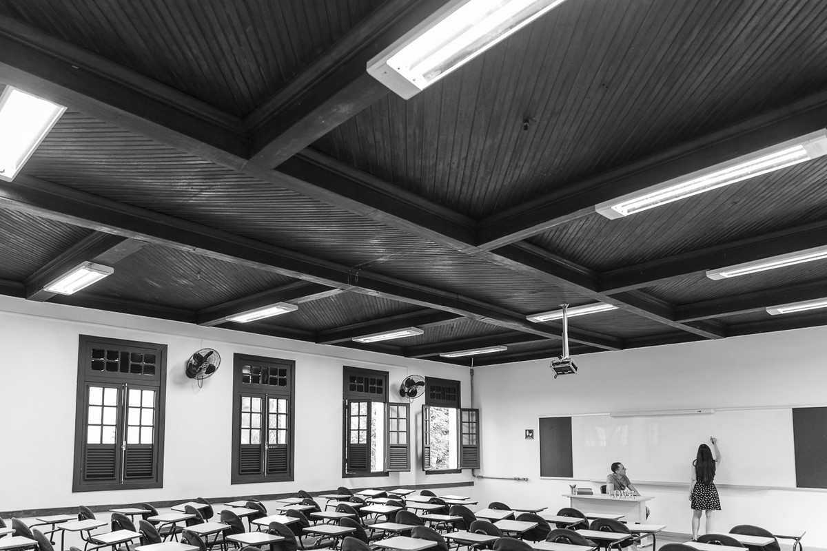 Pré-Wedding Heliene e Bruno - Puc Minas Coração Eucarístico - Belo Horizonte