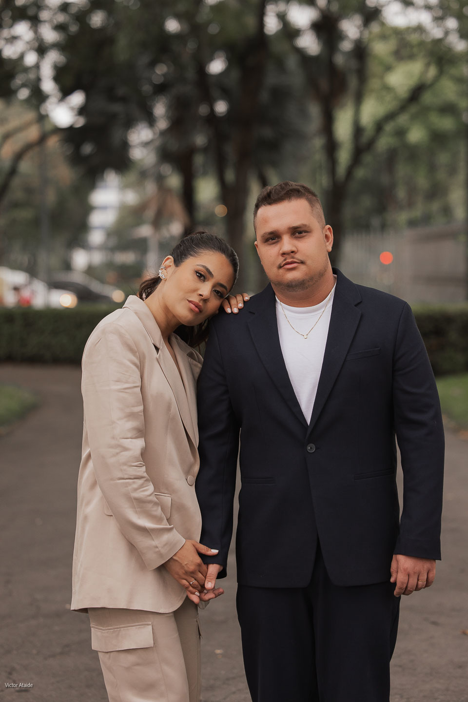 belo horizonte, casal, ensaio, ensaio de casal, fotógrafo victor ataide, palácio da liberdade, pedro leopoldo, praça da liberdade, victor ataide, ensaio na praça da liberdade, ensaio de casal no palácio da liberdade