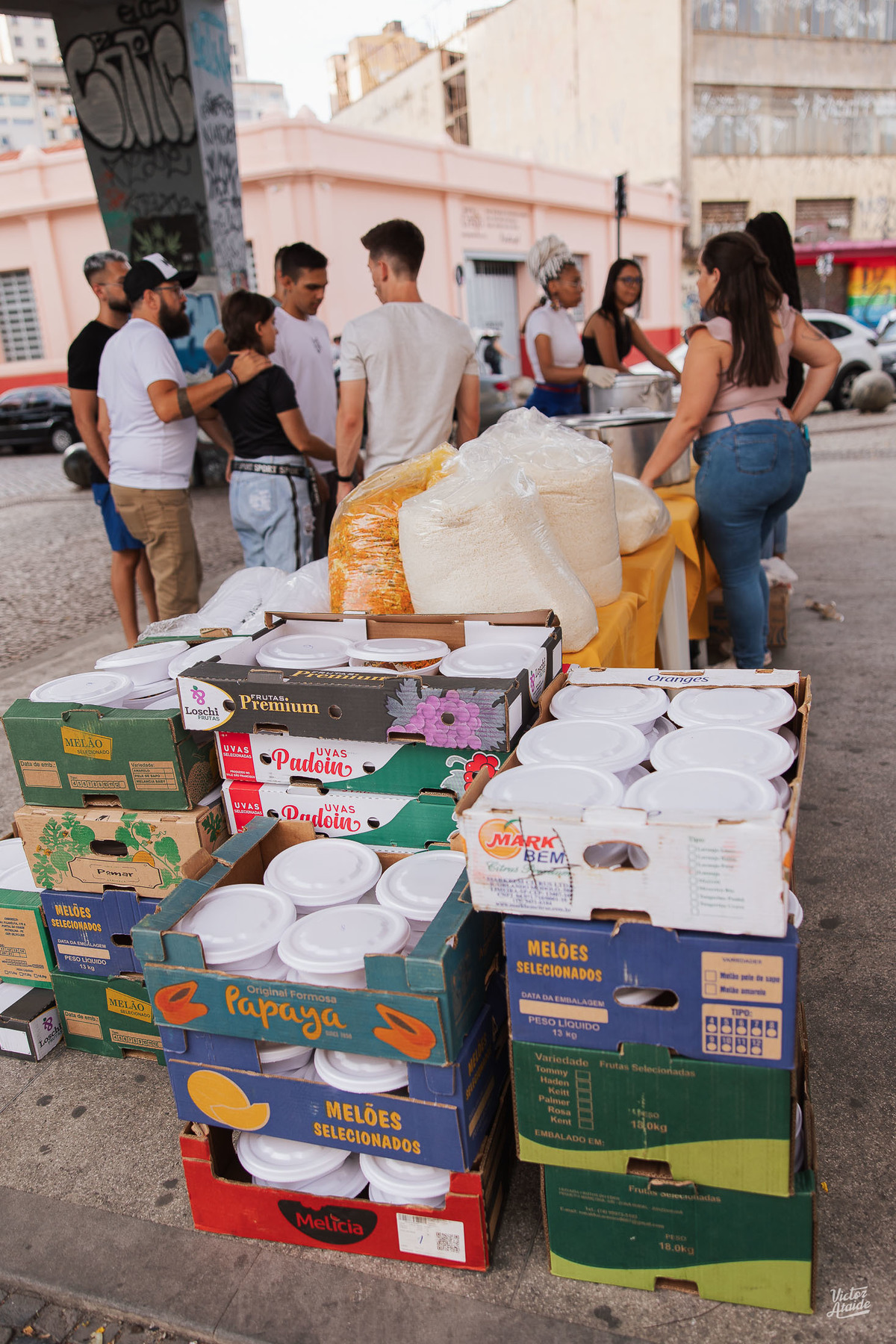 belo horizonte, café solidário, fotógrafo victor ataide, natal de rua, pedro leopoldo, projeto resgatai, viaduto santa tereza, victor ataide, projeto pela cruz, amar ao próximo