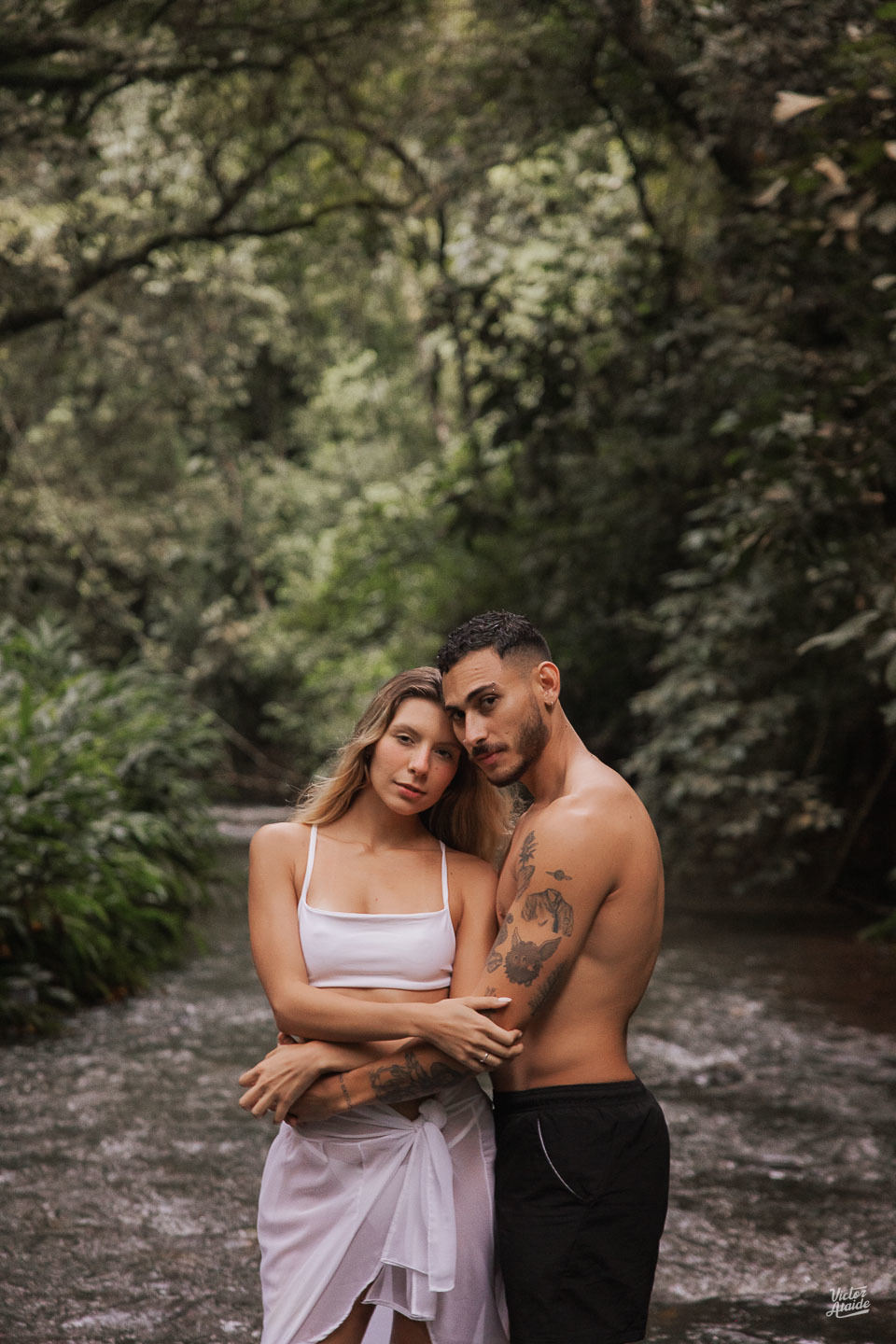 belo horizonte, cachoeira, casal tumblr, ensaio de casal, ensaio de casal na cachoeira, fotógrafo victor ataide, fotos de casal, pedro leopoldo, uberlandia, victor ataide