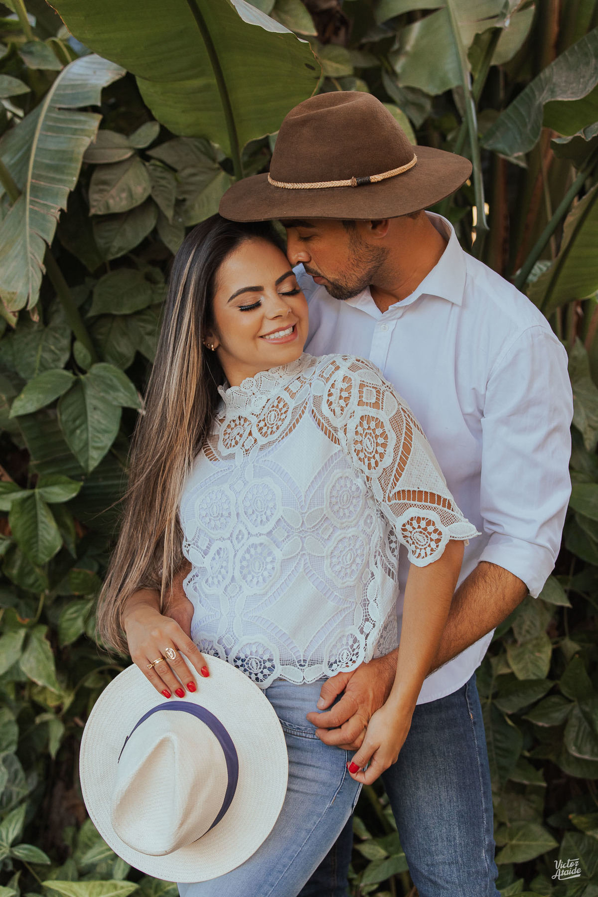 fotografo bh, fotógrafo de casamento bh, belo horizonte, casar, cavalo, chapéu, ensaio com cavalo, ensaio pré, ensaio pré-casamento, ensaio rústico, fotografia, fotógrafo, fotógrafo de casamento, haras, pedro leopoldo, victor ataide