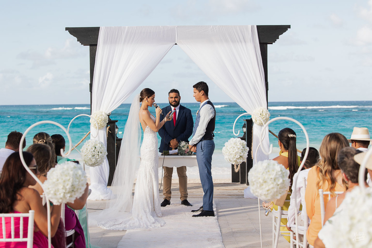 belo horizonte, casal brasileiro, casamento em punta cana, destination wedding, belo horizonte, fotógrafo victor ataide, hotel em punta cana, isla saona, occidental caribe, pedro leopoldo, praia, punta canna, victor ataide, república dominicana
