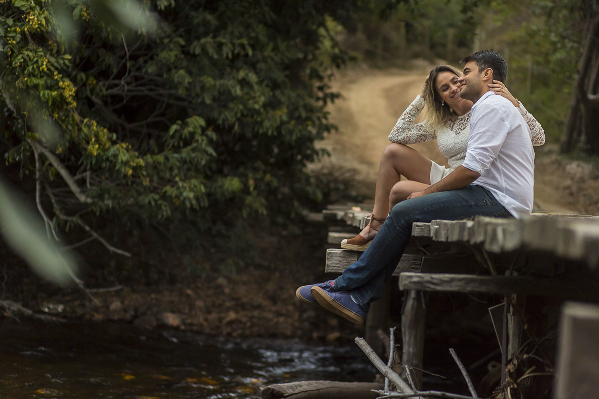 ensaio casal dayanne e lucas serra do cipó victor ataide victorataide fotografia fotógrafo de casamento pedro leopoldo mg rio cipó ponte