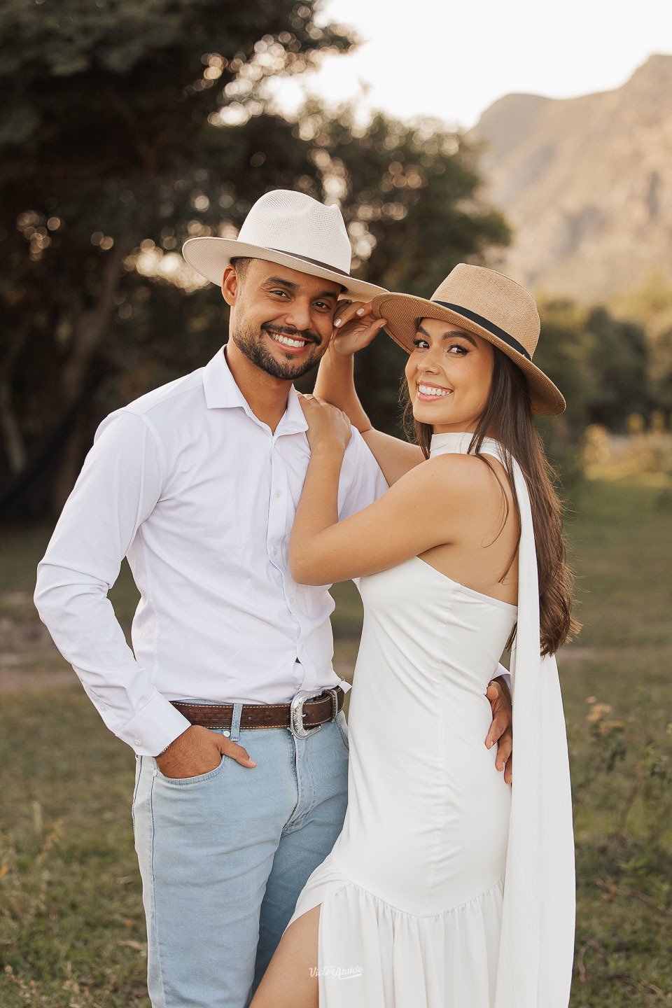belo horizonte, ensaio de casal, ensiao casal, fotógrafo victor ataide, fotos de casamento, lapinha da serra, noiva e noivo, noivos, pedro leopoldo, pre-wedding, precasamento, victor ataide