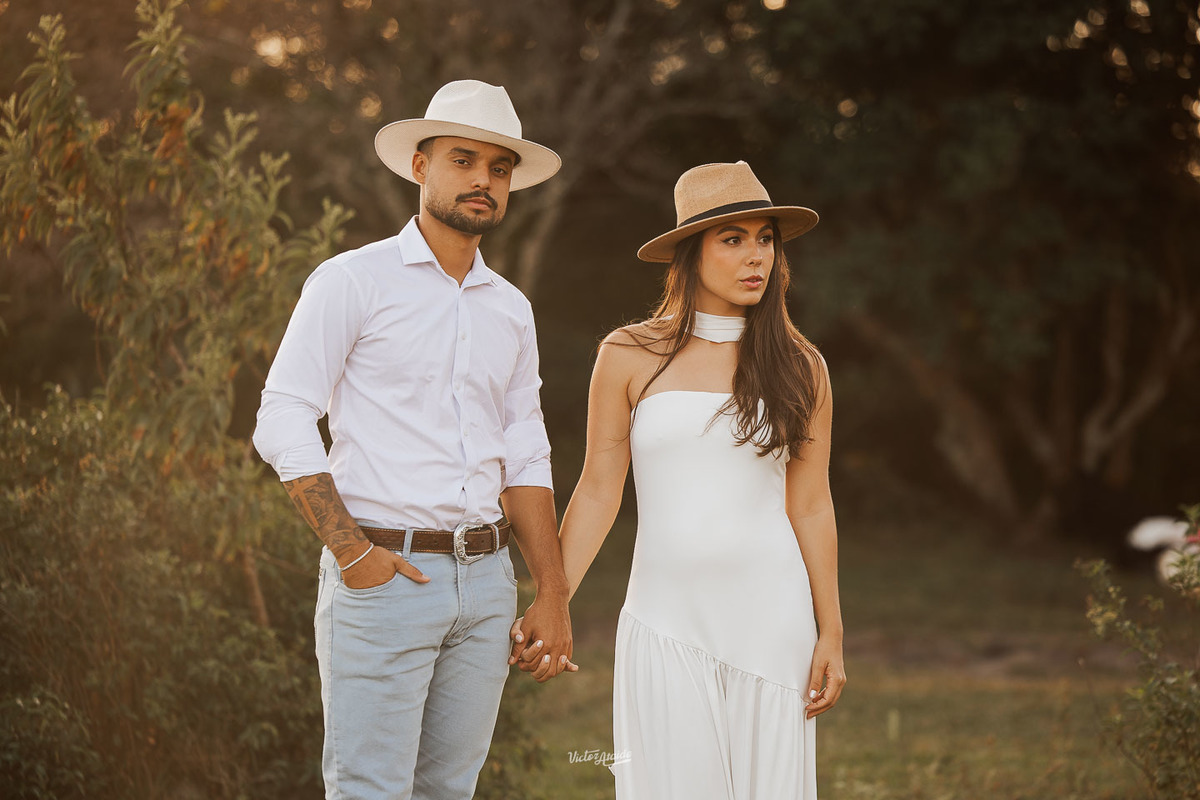 belo horizonte, ensaio de casal, ensiao casal, fotógrafo victor ataide, fotos de casamento, lapinha da serra, noiva e noivo, noivos, pedro leopoldo, pre-wedding, precasamento, victor ataide
