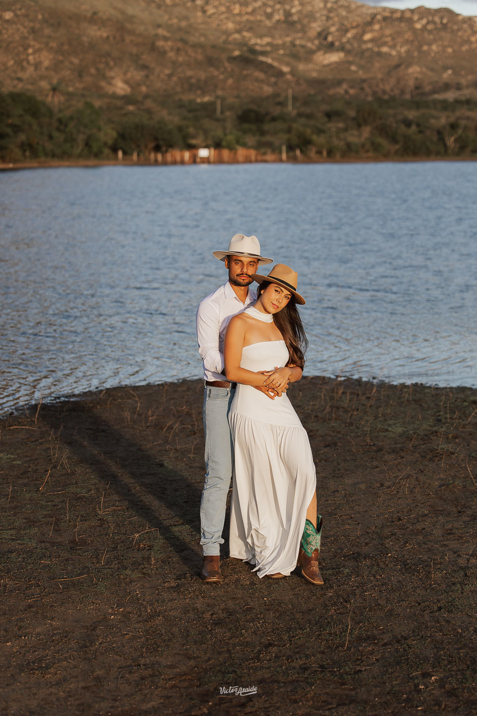 belo horizonte, ensaio de casal, ensiao casal, fotógrafo victor ataide, fotos de casamento, lapinha da serra, noiva e noivo, noivos, pedro leopoldo, pre-wedding, precasamento, victor ataide