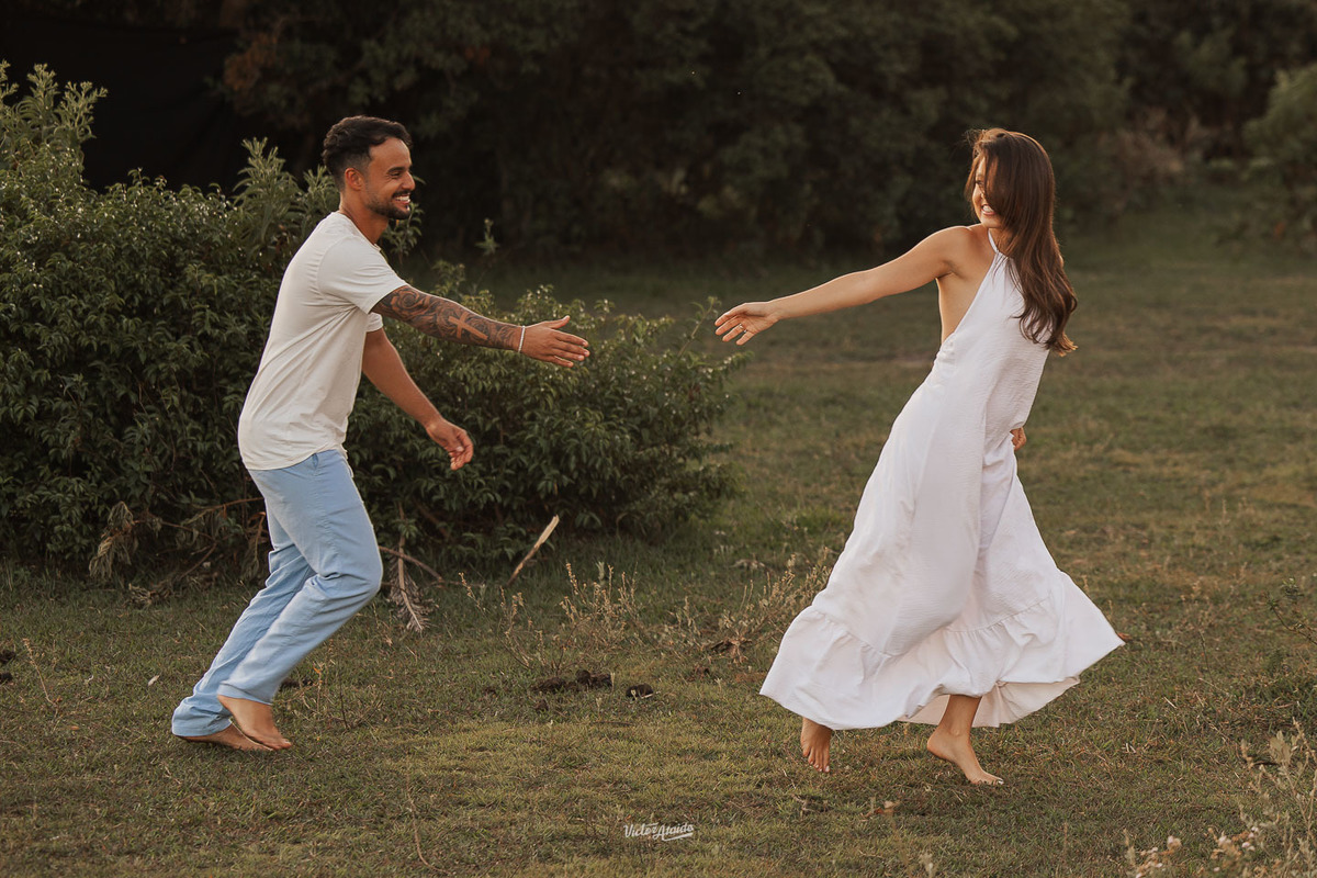 belo horizonte, ensaio de casal, ensiao casal, fotógrafo victor ataide, fotos de casamento, lapinha da serra, noiva e noivo, noivos, pedro leopoldo, pre-wedding, precasamento, victor ataide